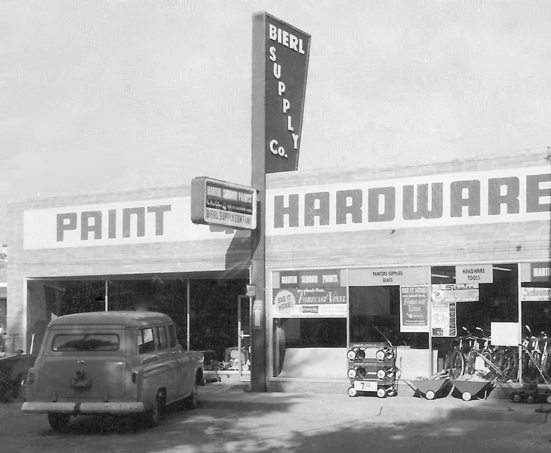 original store 1950s_RGB_web.webp